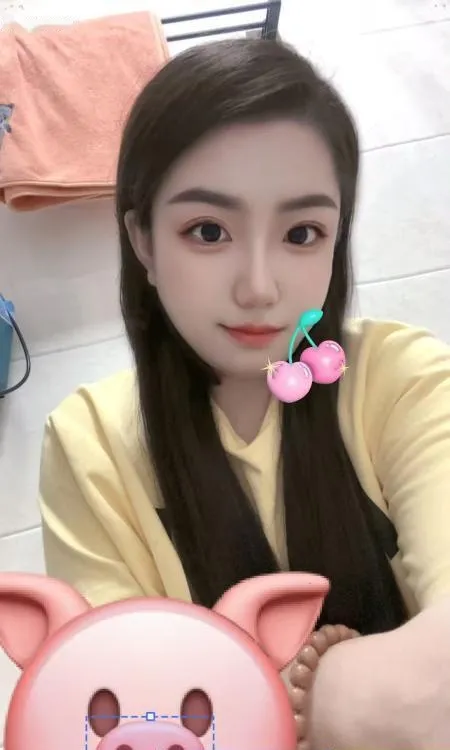 津南微胖女孩