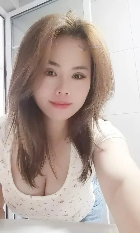 方庄乳神老师小月