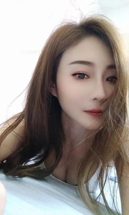 小浪女鸢尾