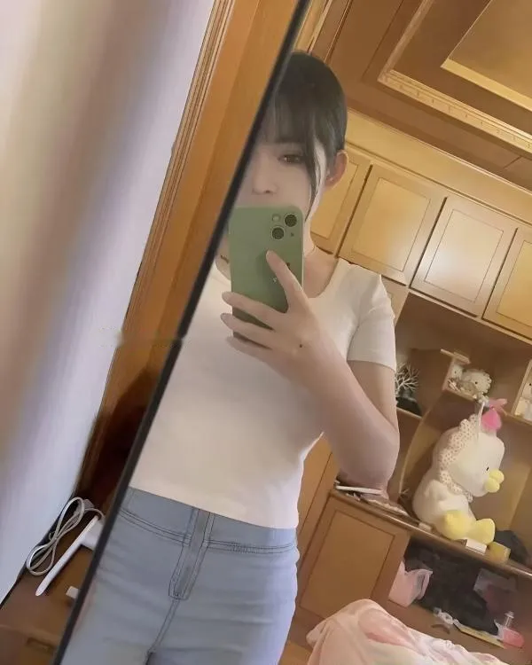 大连市内小美女