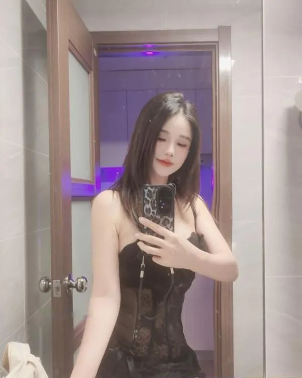 制服情趣小财迷