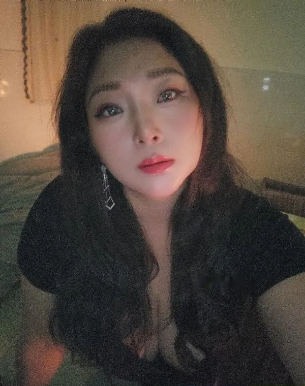 巨臀三通老师