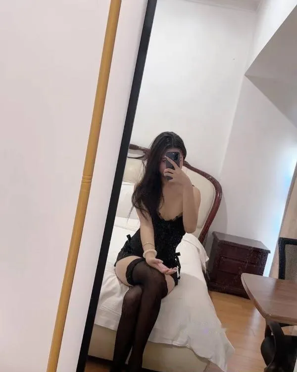 闵行黑丝甜妹小涵