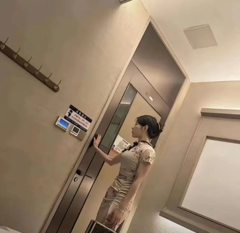 高端尤物御姐嫩妹萝莉