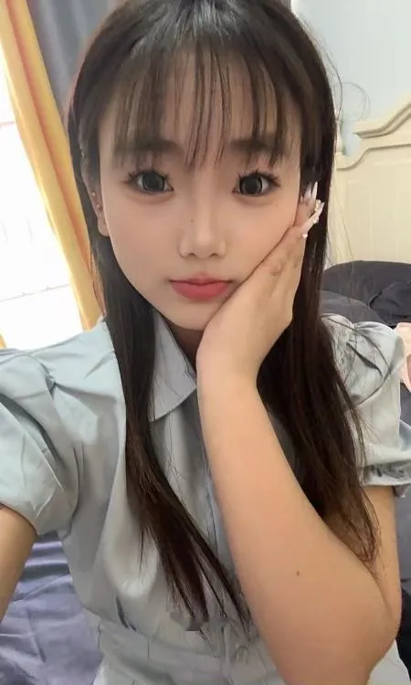 超嫩三点粉小妹妹