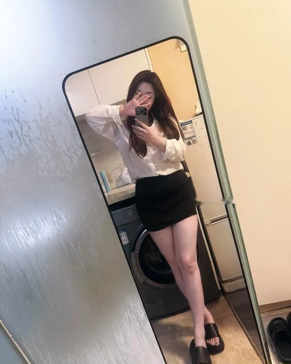 肉感肥臀小骚b