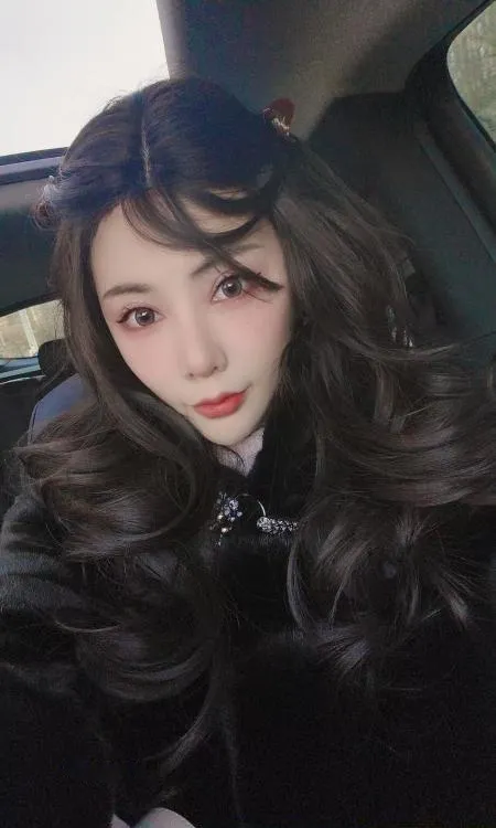 网红脸桃子