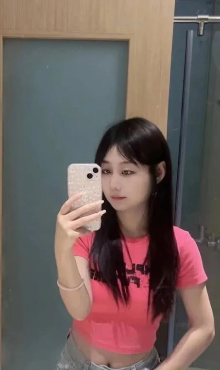 00后温柔嫩妹子