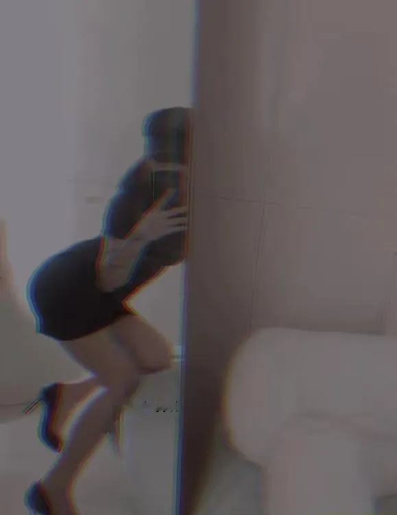 微胖高跟丝袜美妞