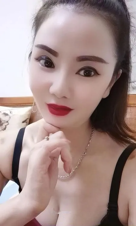 服务系小姐姐