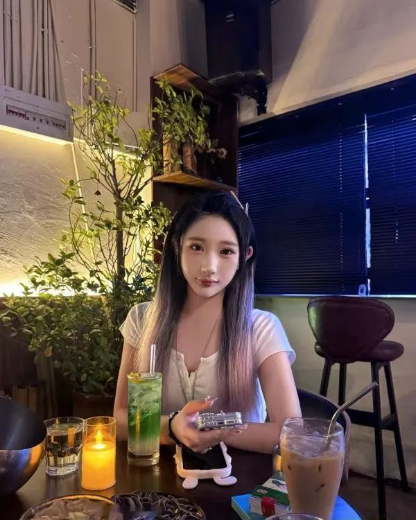 新区舌吻御姐布丁