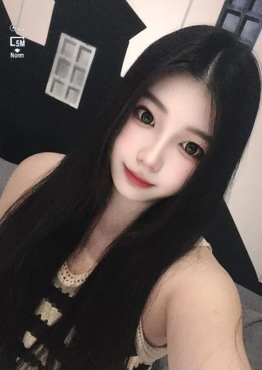 温柔大胸妹子