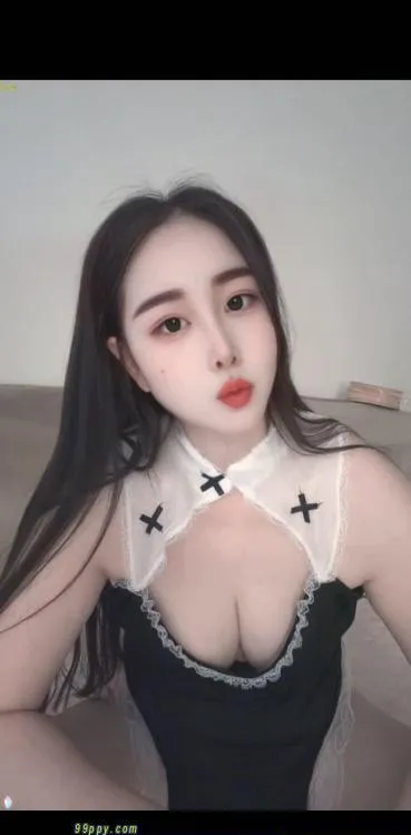大胸美女西西