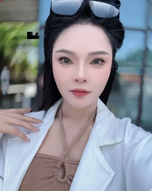 古镇御姐爆乳纹身厌厌