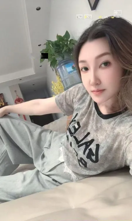 瑶海长腿御姐娇娇