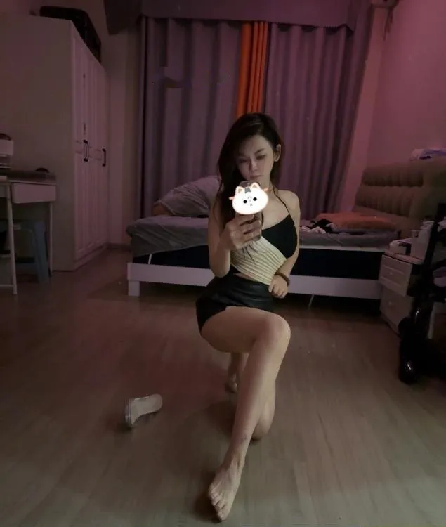 川妹子秋秋