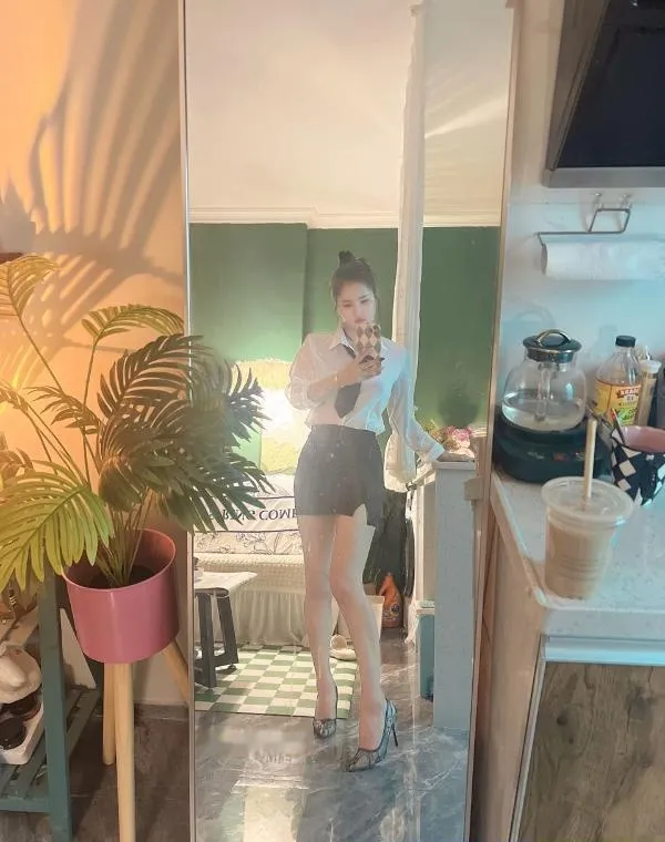 温柔性感新疆美女