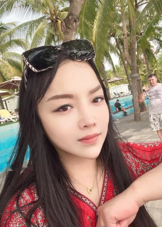 武昌大奶小姐姐