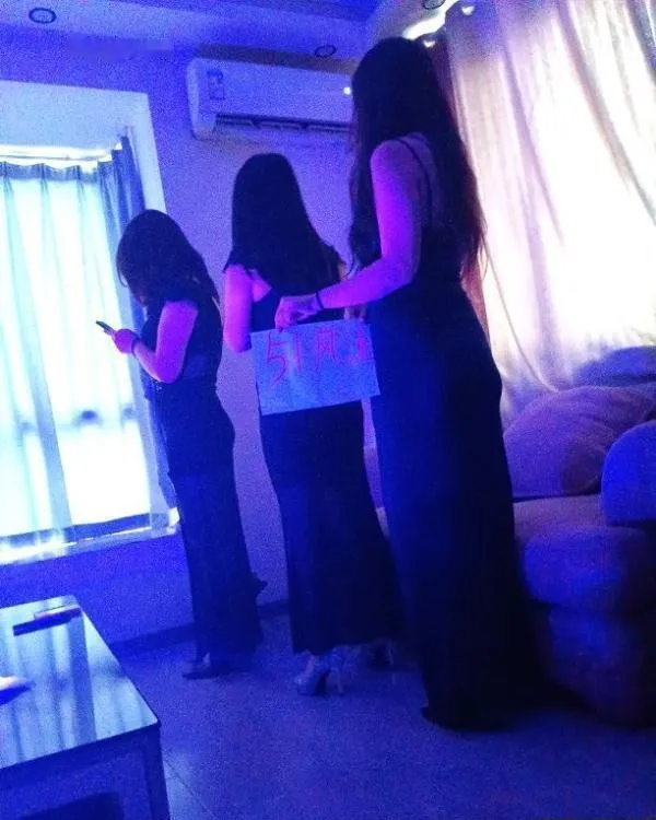 可双P三P巴蜀3姐妹