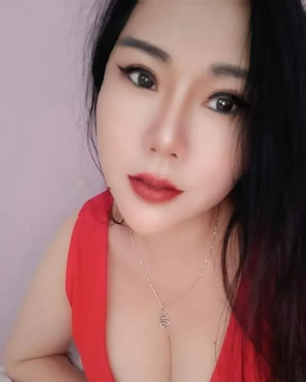 大奶骚货
