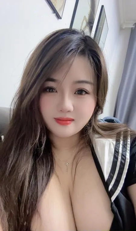 温柔大胸妹