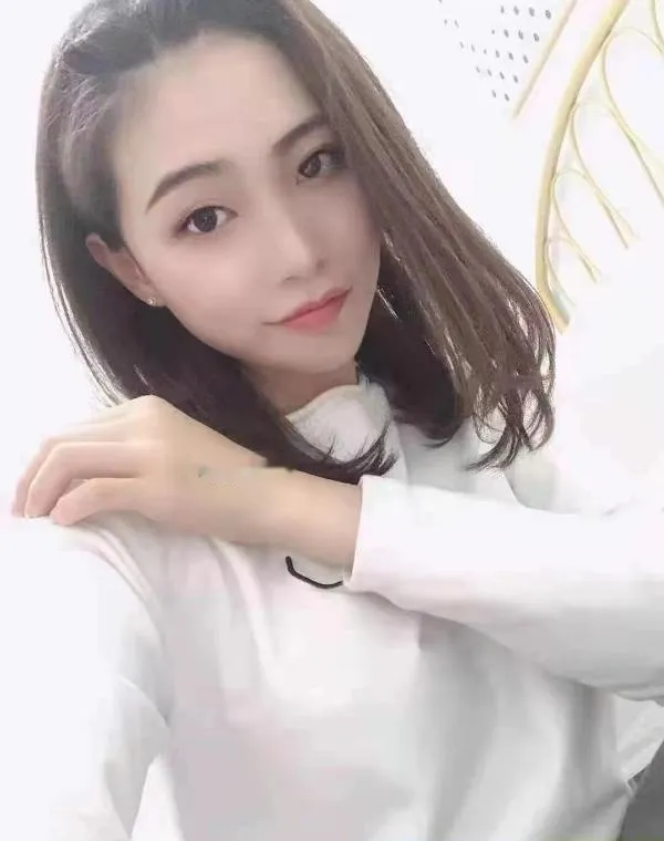 嘉禾小姐姐莉莉
