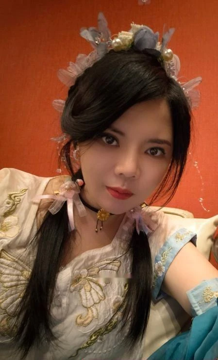 二街汉服小姐姐