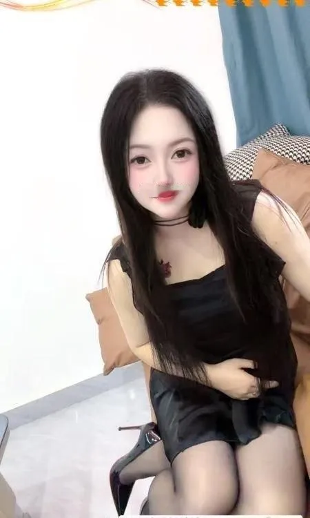 石湖性感大胸姐姐
