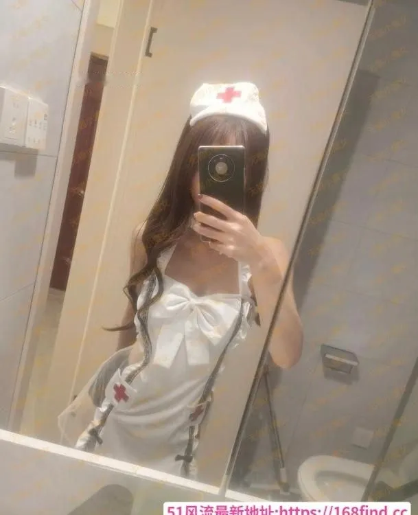 腰臀身材小魔女