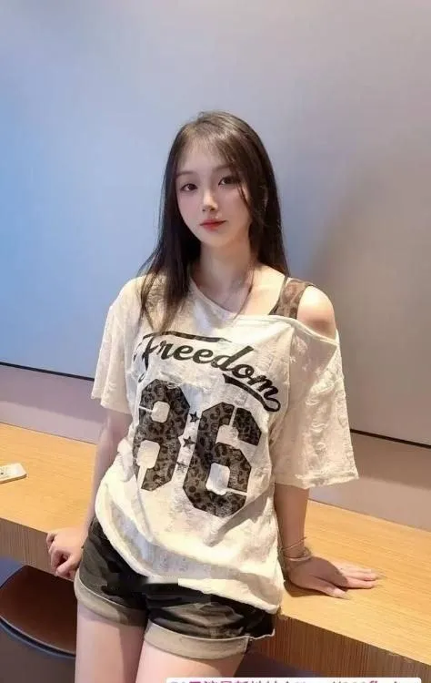 风情服务系妹子
