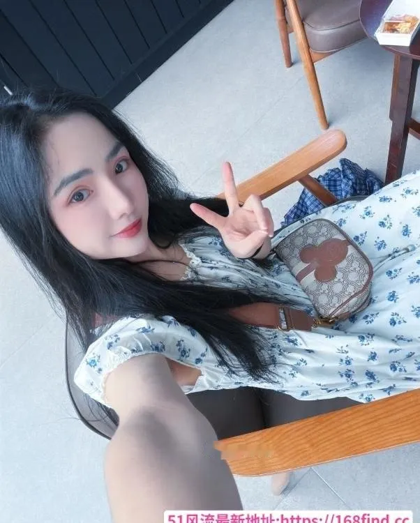 上城服务系气质御姐