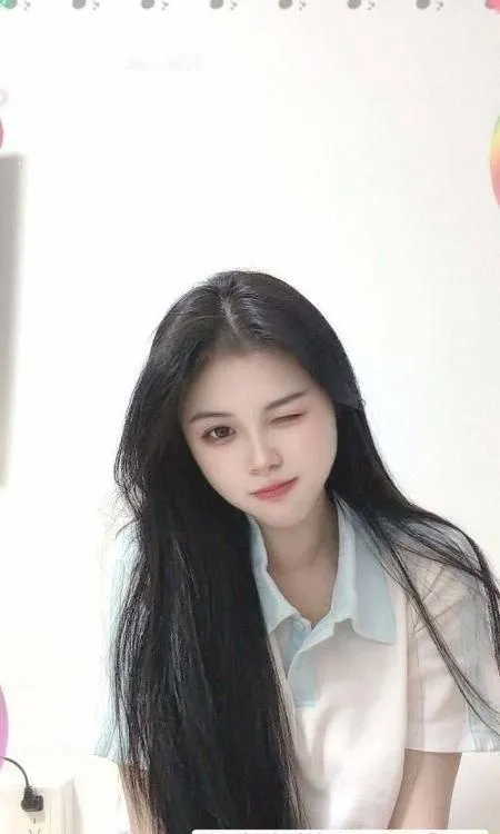 风情娇小妹子兼职