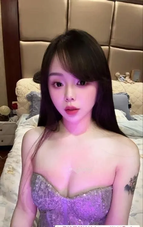 性感御姐鱼子酱