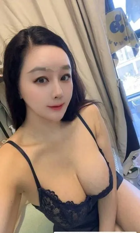 上城波霸服务型御姐