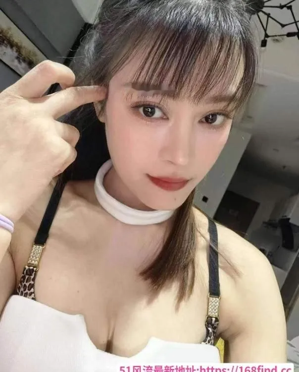 天府御姐茉莉