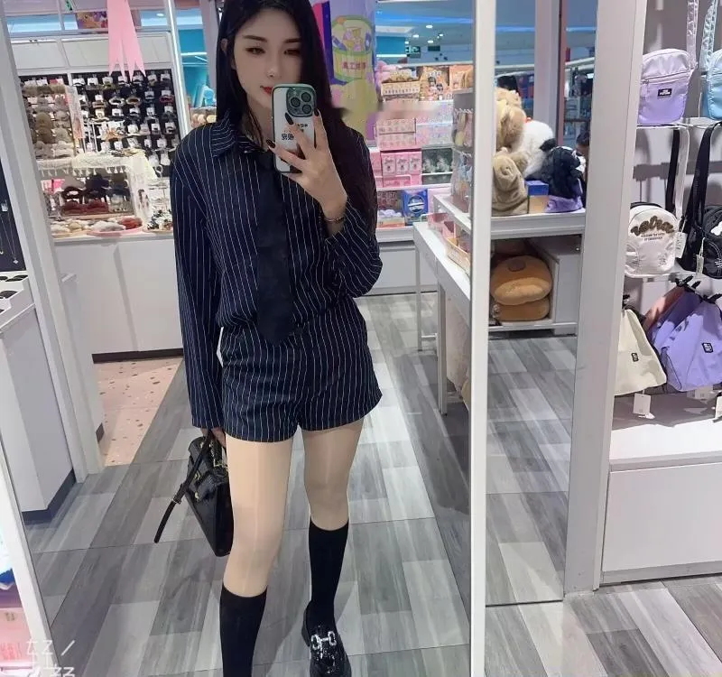 高颜值妹子
