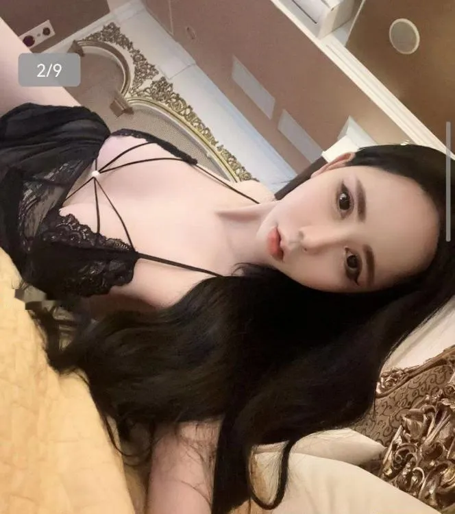 粉嫩多汁妖娆甜妹