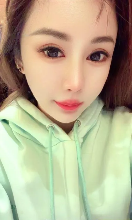 丰满巨乳少妇蕾姐