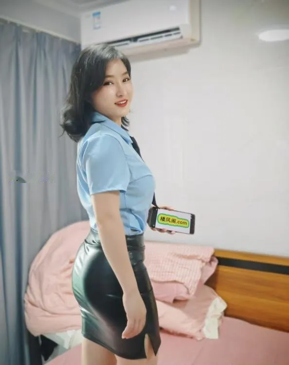福田娇小健身少妇
