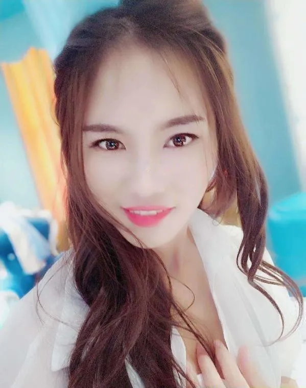 风骚少妇子安妮