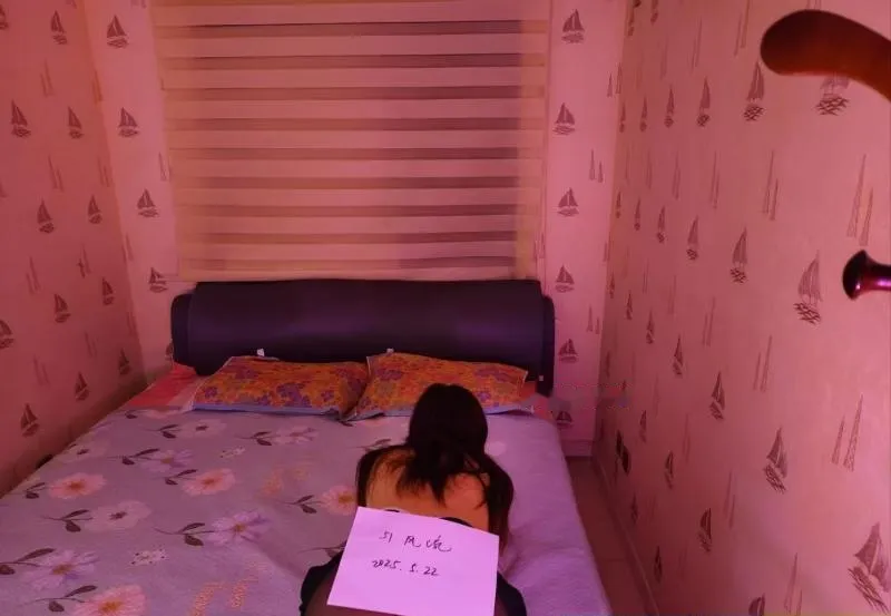 西安美臀小少妇