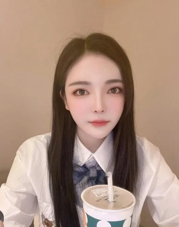 静安菲菲小可爱