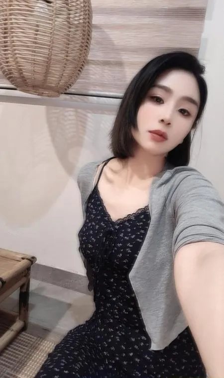 水滴大奶乐莹