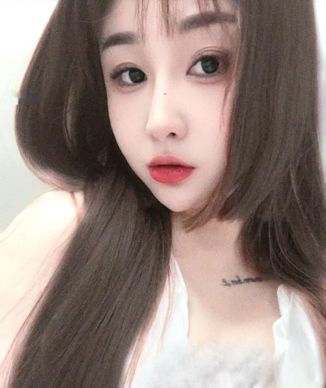 肉感小骚货
