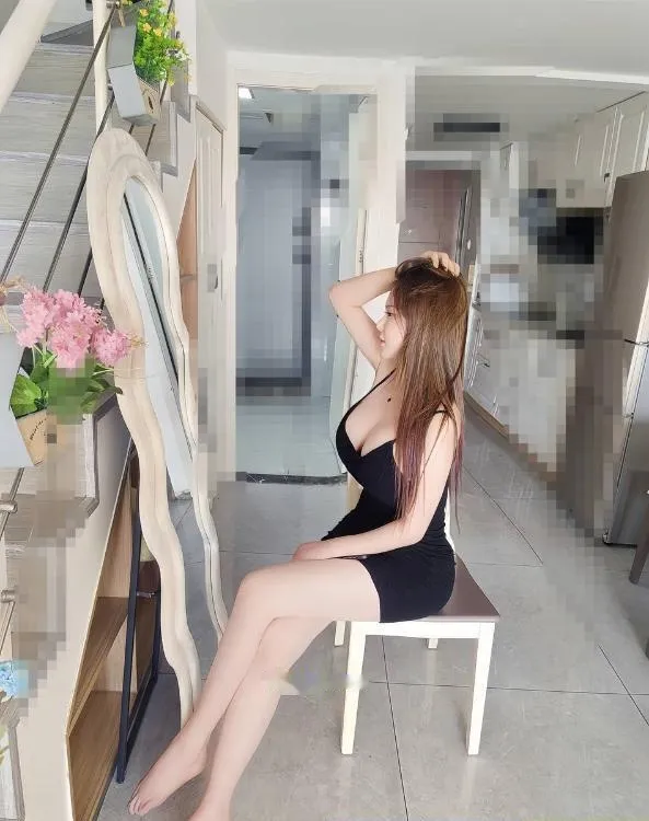 姑苏巨乳美女