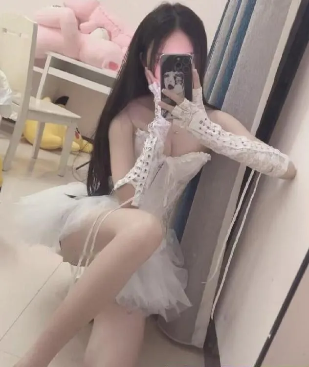 白嫩服务系素素