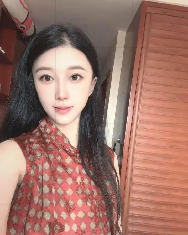 光谷高挑小仙女