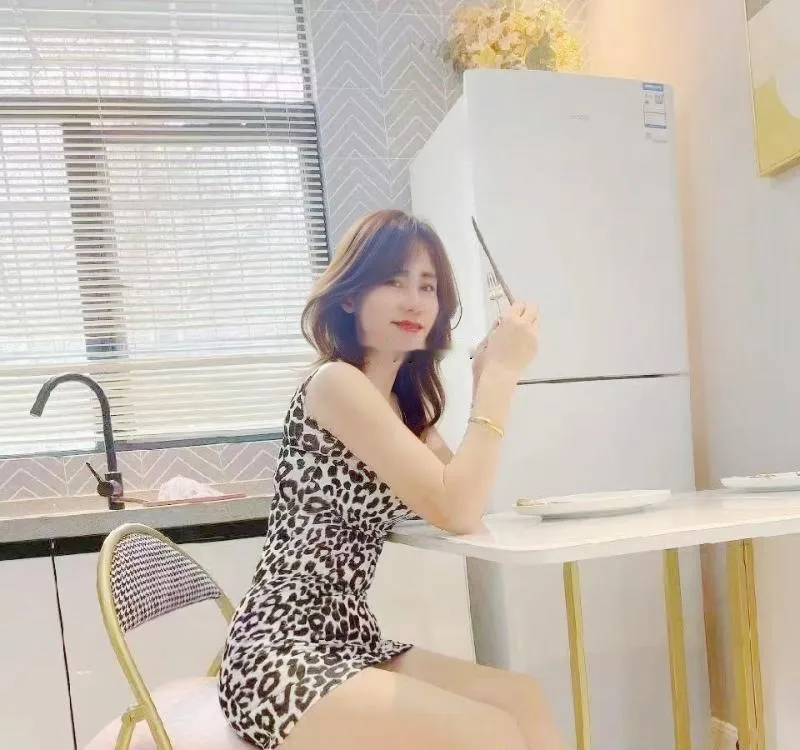 姑苏胸大屁股大