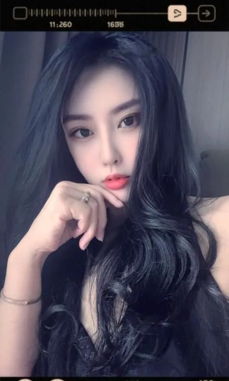 美艳长腿少妇
