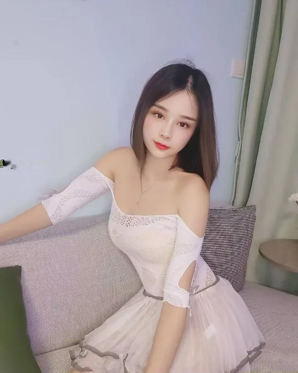 肤白大波配合好妹子